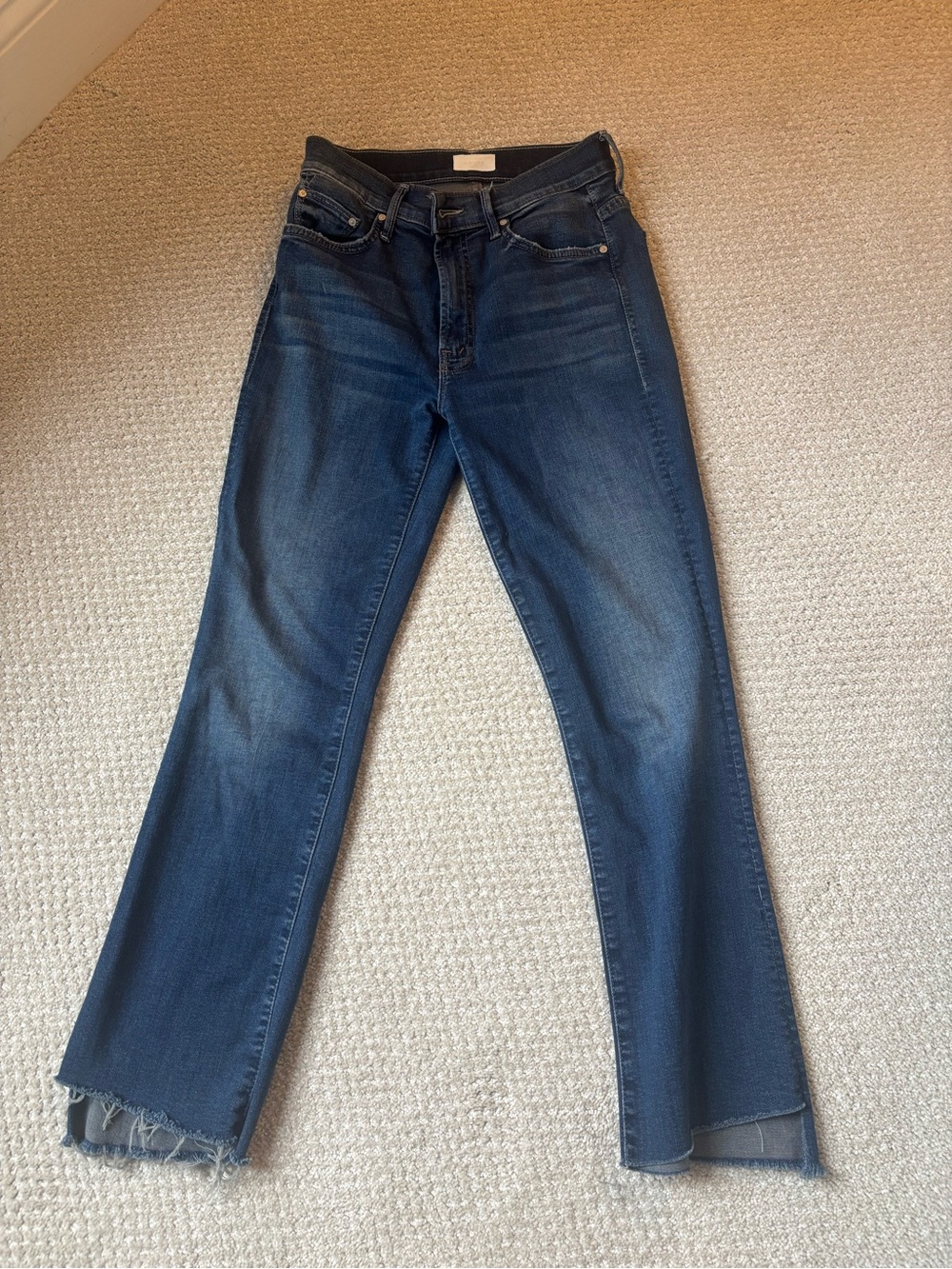 MOTHER Insider Crop Jeans with Frayed Hem